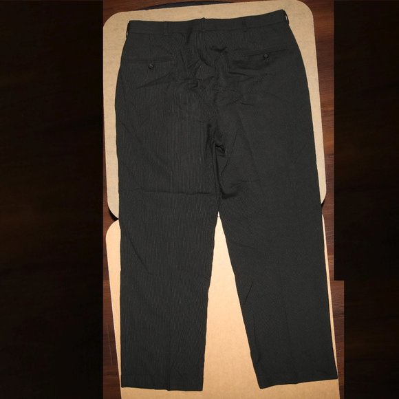 Haggar Striped Suit Office Pants w35x28 Inseam - Zipper off track - Picture 5 of 7